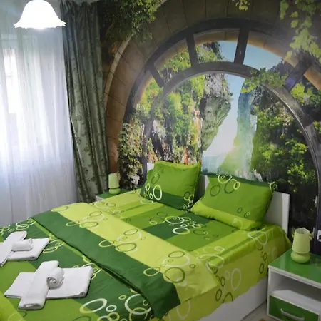 아파트 Green Rooms Hunedoara *