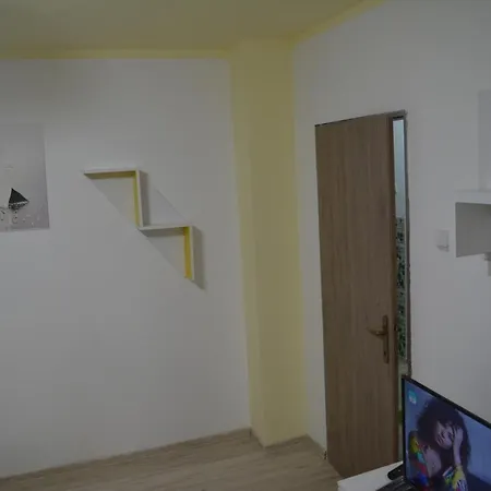 Green Rooms Hunedoara 후네도아라