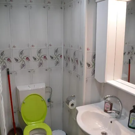 Green Rooms Hunedoara *